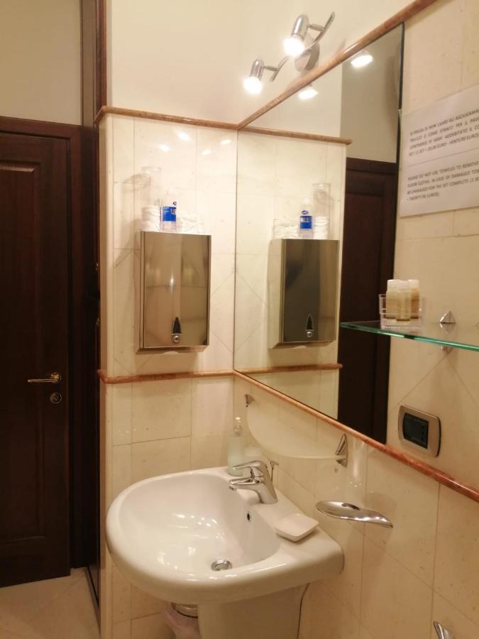 Guest Room Via Dei Passeri Cagliari Ngoại thất bức ảnh